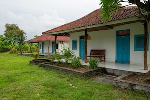 Garden - Hotel O Hepi Bungalow Lovina (Buleleng)