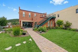 Exterior - Historic Kleemann House, 1883 luxury in Custer (Custer)