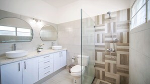 Apartment, 2 Bedrooms, Balcony, City View | Bathroom - 2BR Luxury Apartment in Heart Of Nightlife Area! (Sosúa)