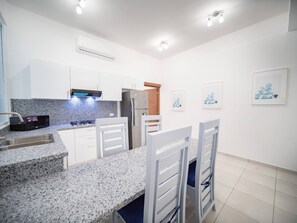 Departamento, 1 habitación, vista a la ciudad | Interior