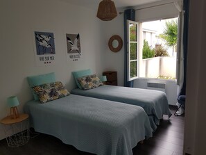 2 chambres, fer et planche à repasser, lit parapluie, Wi-Fi gratuit