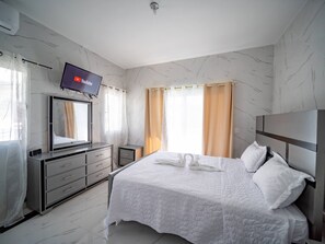 Villa, Multiple Bedrooms, Balcony, City View