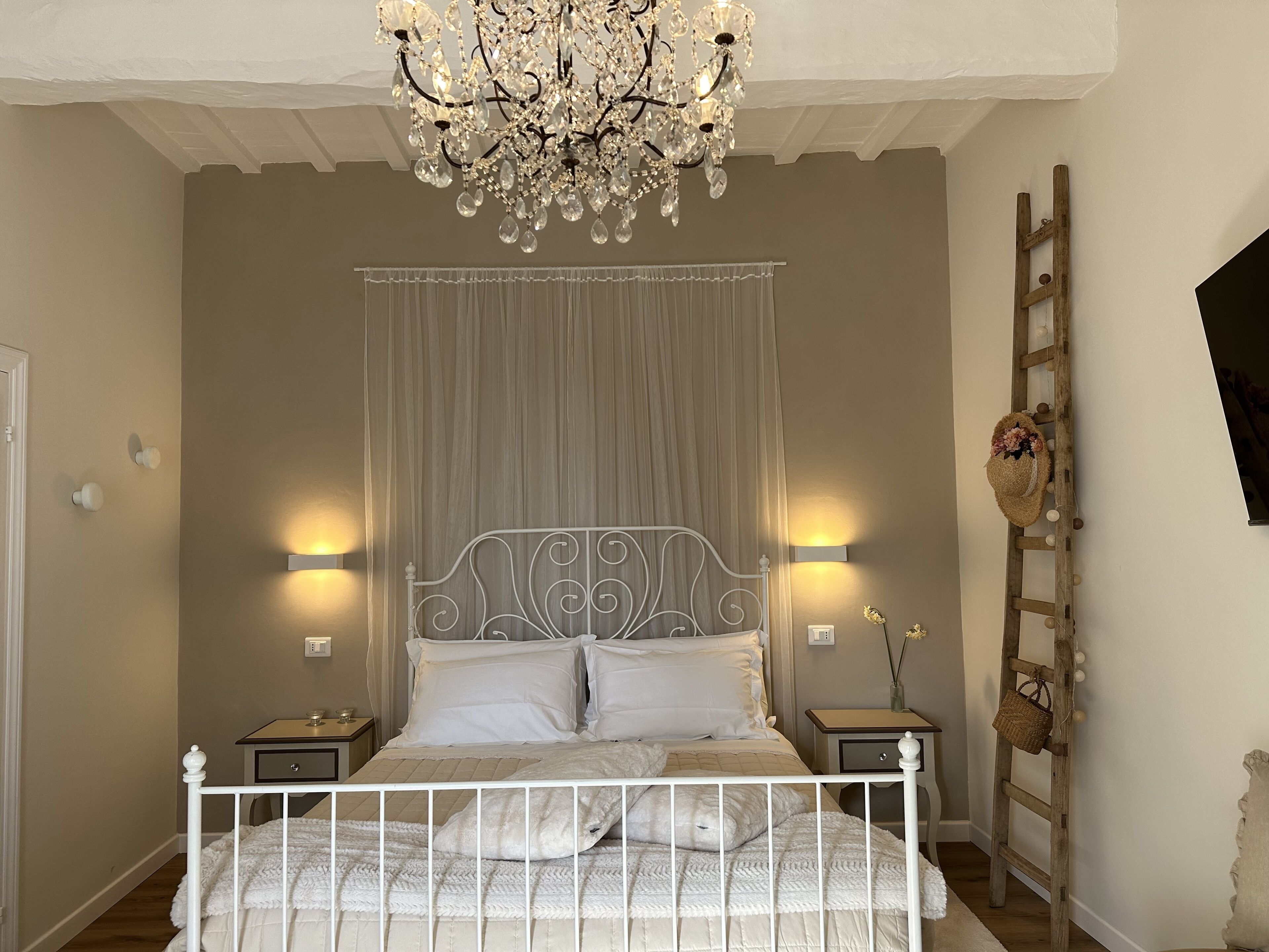 2 chambres, fer et planche à repasser, lit parapluie, Wi-Fi