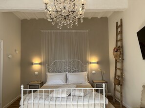 2 chambres, fer et planche à repasser, lit parapluie, Wi-Fi