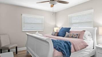 3 soverom, strykejern/-brett, wi-fi og sengetøy