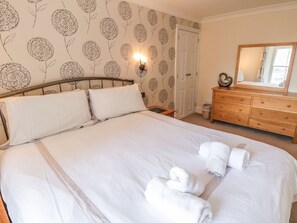 1 Schlafzimmer, individuell dekoriert, individuell eingerichtet