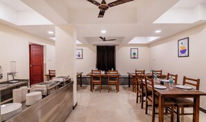 Dining - Treebo Rakshitha (Chennai)