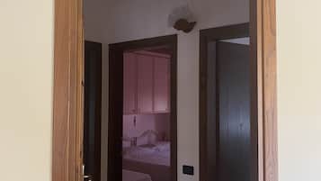 2 chambres, bureau, fer et planche à repasser, Wi-Fi gratuit