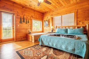 4 quartos, ferros/tábuas de passar roupa, berço de viagem