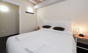 4 camere, Wi-Fi gratuito, lenzuola