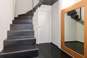 Interior - Casa Margherita   nel borgo antico, recentemente ristrutturata. (Salò)