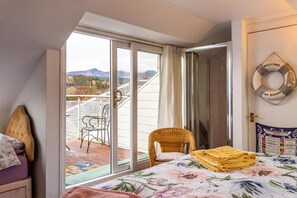 3 chambres, bureau, Wi-Fi gratuit, draps fournis