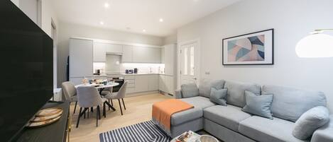 Standard Apartment, 1 Bedroom | Living area