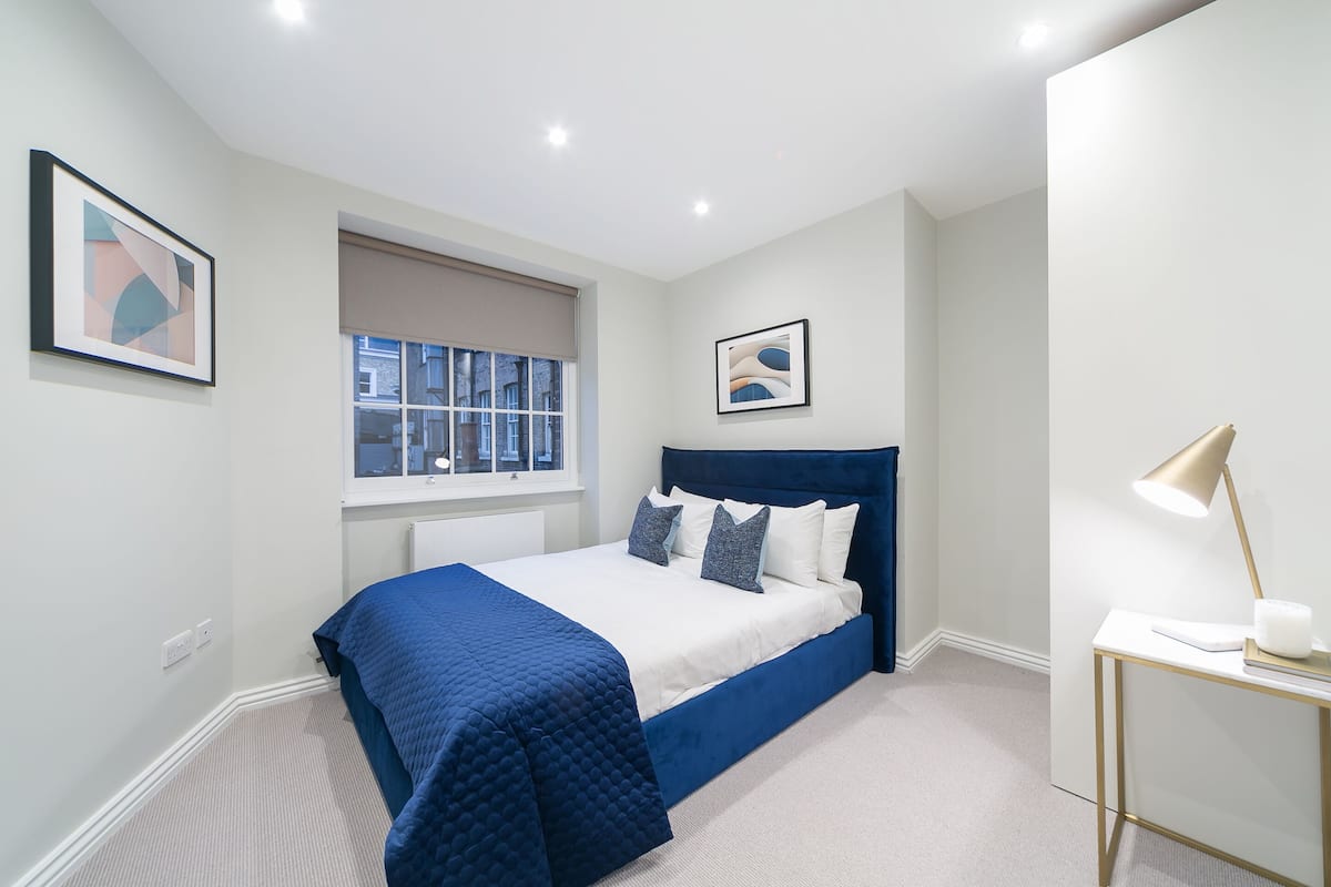 Standard Apartment, 1 Bedroom | 1 bedroom, premium bedding, iron/ironing board, travel cot