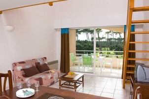 Televisión de 24 pulgadas con canales por cable