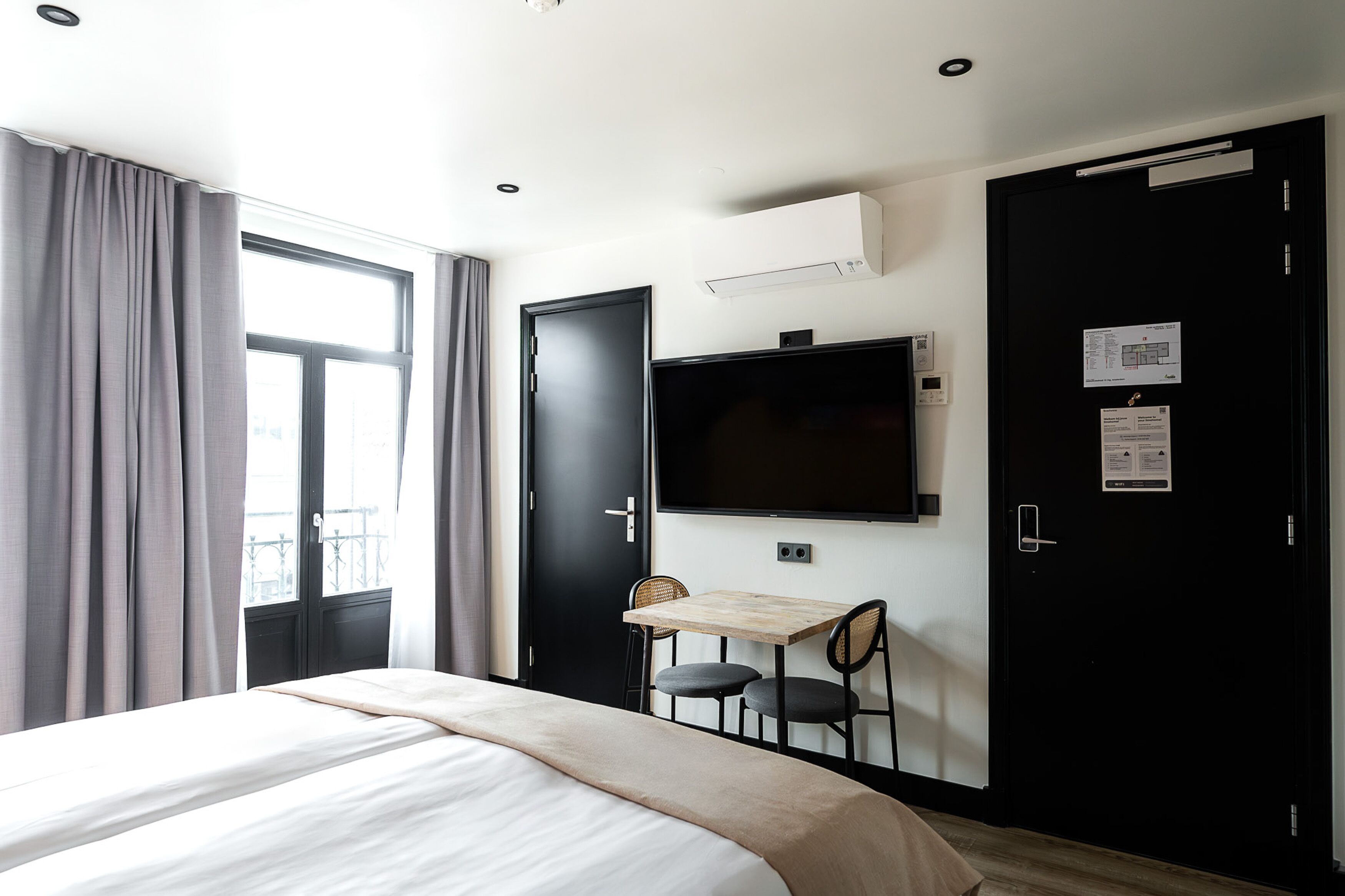 Photo - Limehome Amsterdam Leidsekruisstraat