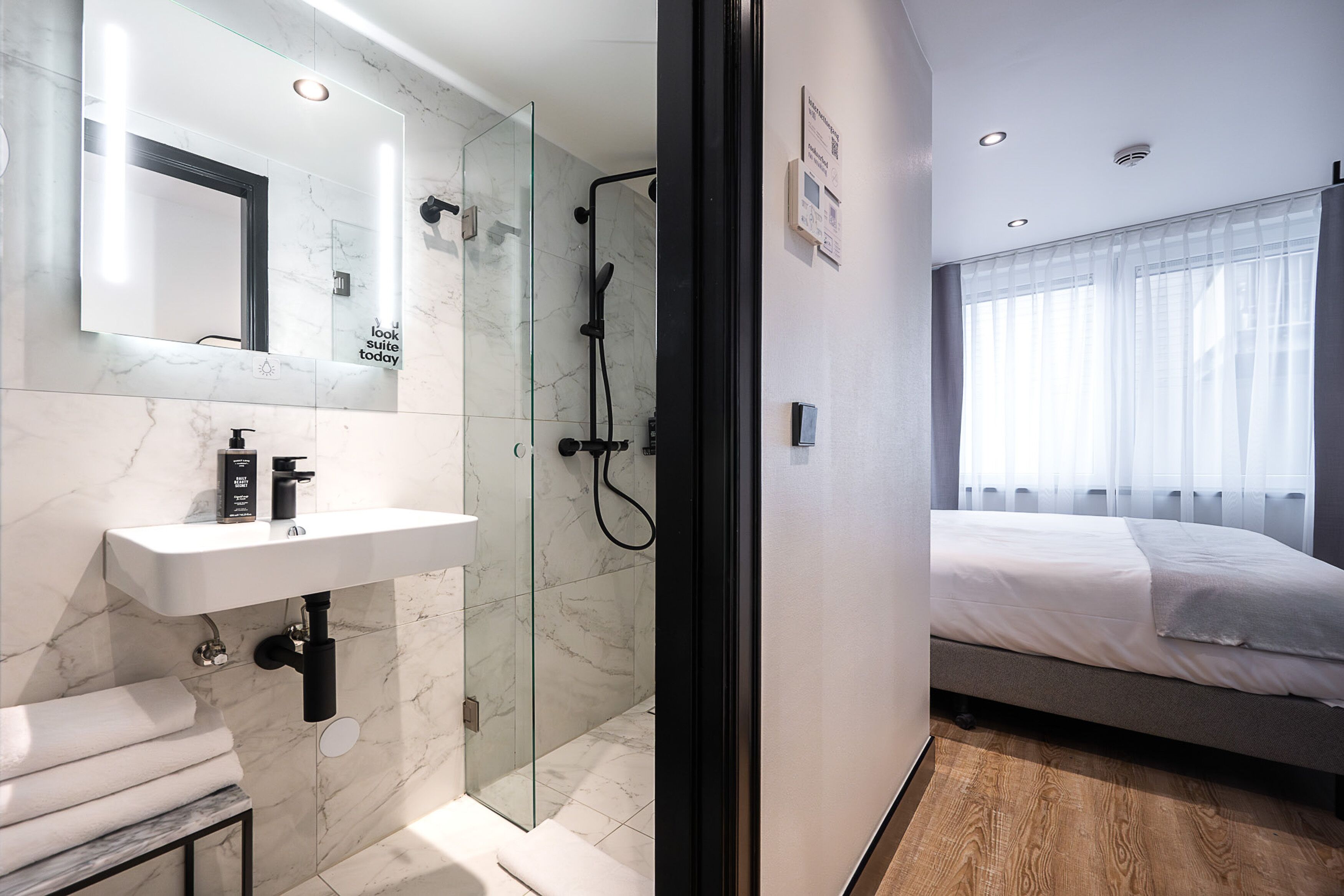 Photo - Limehome Amsterdam Leidsekruisstraat