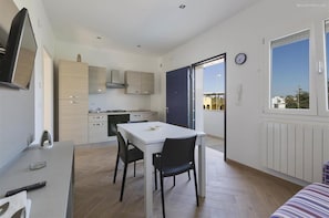 House, Smoking | 1 bedroom