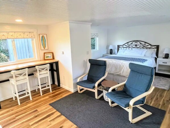 1 makuuhuone, työpöytä, silitysrauta/-lauta, ilmainen Wi-Fi