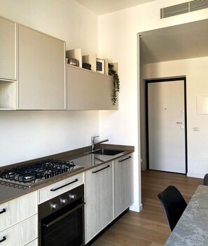 Private kitchen - Moderno Bilocale - Lorenteggio 145 (Milan)