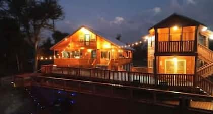 Luxury Riverside Retreat