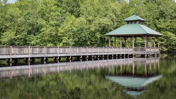 6 soverom, strykejern/-brett, wi-fi og sengetøy