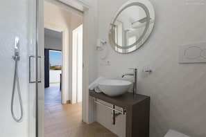 House, Smoking | 1 bedroom