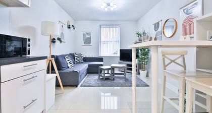 1-Bed City Nest in Cardiff