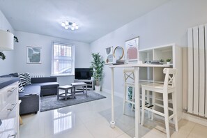 Interior - 1-Bed City Nest in Cardiff (Cardiff)