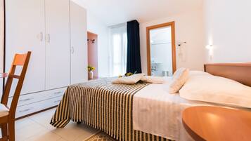 Panoramic-Doppelzimmer | Minibar, Zimmersafe, individuell dekoriert, individuell eingerichtet