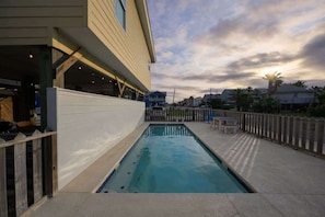 Pool - Beach Bungalow - 2 Suns (Port Aransas)