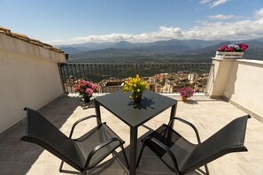 Terrace/patio - Goloritzè Room and Breakfast (Baunei)