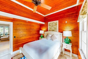 3 間睡房、熨斗/熨衫板、上網、床單