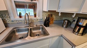 Private kitchen - Cozy lake house for an all season get away!
 (Garrison)