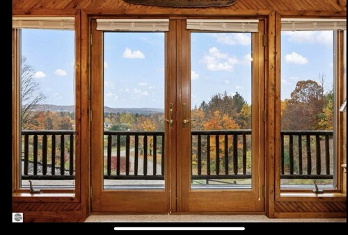 Private 2BR Cabin Near Torch Lake Sleeps 7 Fire Pit, Views & Boat Parking