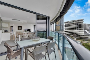 Verandah + Dining Area