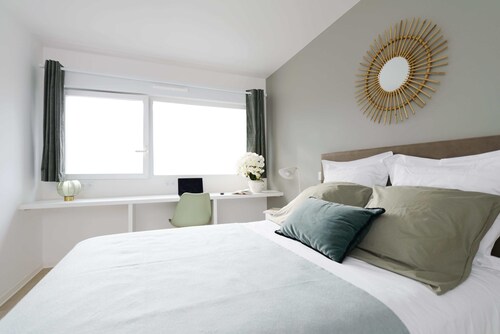 HOTEL LES PORTES DE PARIS