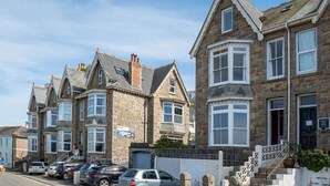 Exterior - Sea View Modern 1BR Apartment near to centre (St Ives)