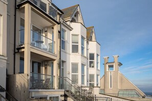 Exterior - Sea views and great location (St Ives)