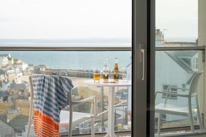 Interior - Sea views and great location (St Ives)