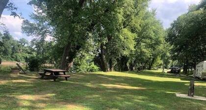 RV Spot Without Electric and Has Water No Septic