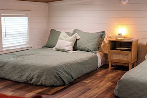 1 chambre, fer et planche Ă repasser, Wi-Fi gratuit, draps fournis