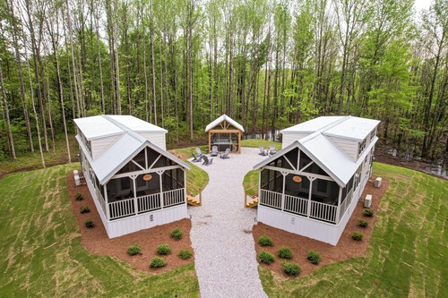 Cypress - NEW Cottage in woods @ Moon Lake Farm - HOT TUB - LAKE - KAYAK - FISH