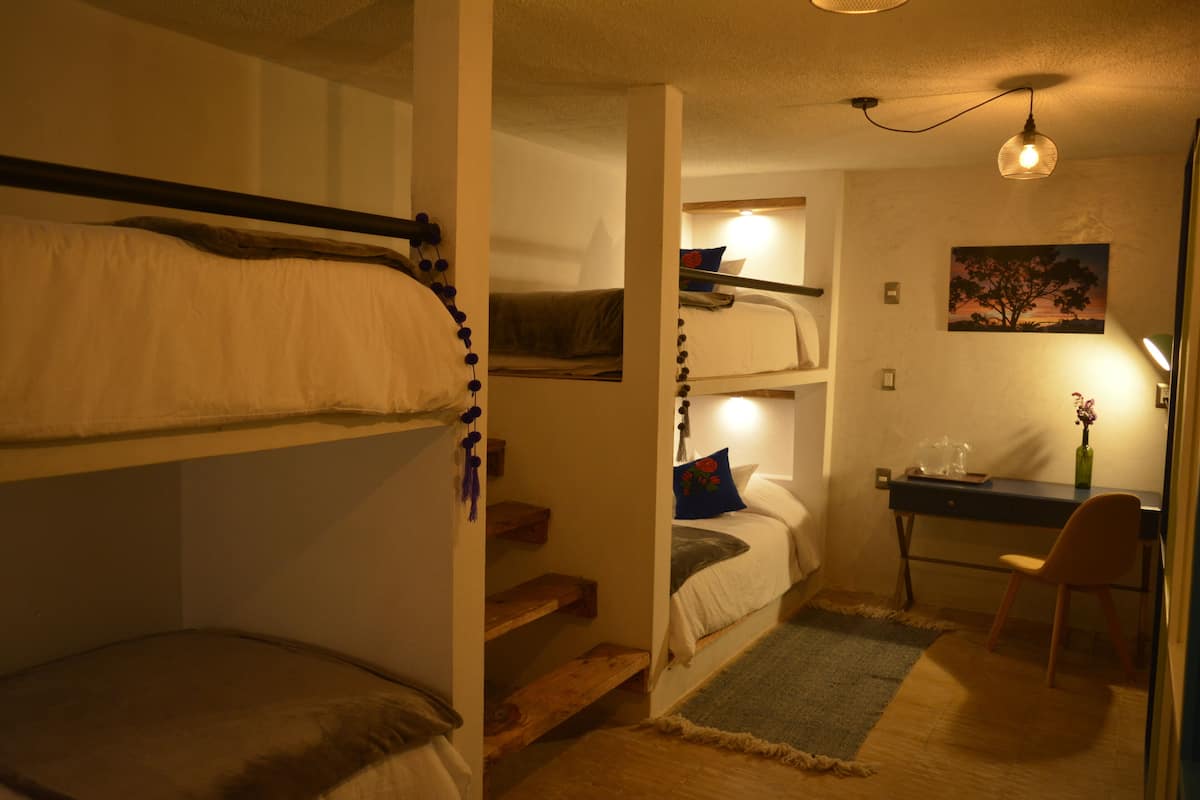 Standard-Vierbettzimmer