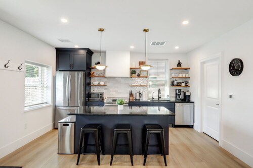 The Loft at Legacy Manor/Minutes from Sight&Sound and Downtown Lancaster