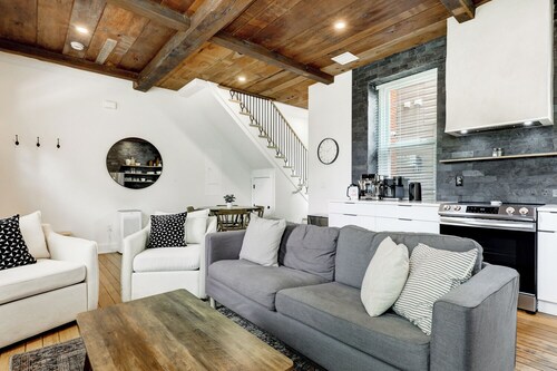 The Nook at Legacy Manor