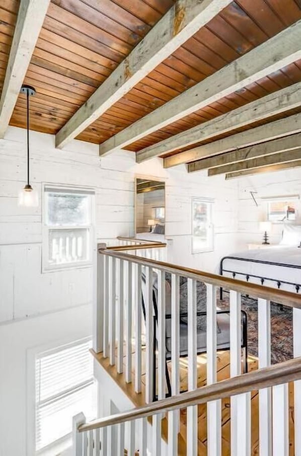 Interior - The Cottage at Legacy Manor (Lancaster)