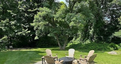Lake George Getaway with SAUNA!