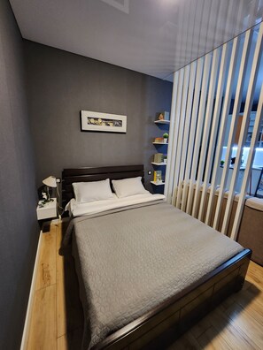 1 bedroom, iron/ironing board, free WiFi, bed sheets