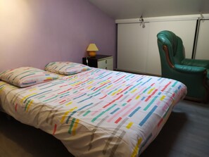 2 soverom, strykejern/-brett, wi-fi (inkludert) og sengetøy